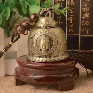 SMALL BUDDHIST FENG SHUI/MEDITATION BELL